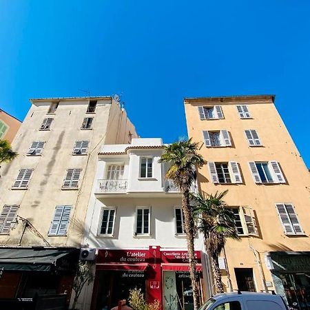 Les Suites R Bonaparte - Appartements De Standing Au Coeur De La Vieille Ville Pietonne Ajaccio  Kültér fotó