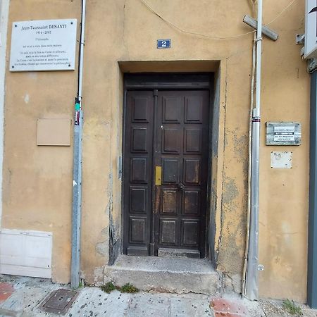 Les Suites R Bonaparte - Appartements De Standing Au Coeur De La Vieille Ville Pietonne Ajaccio  Szoba fotó