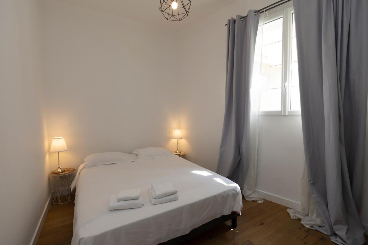 Les Suites R Bonaparte - Appartements De Standing Au Coeur De La Vieille Ville Pietonne Ajaccio  Kültér fotó
