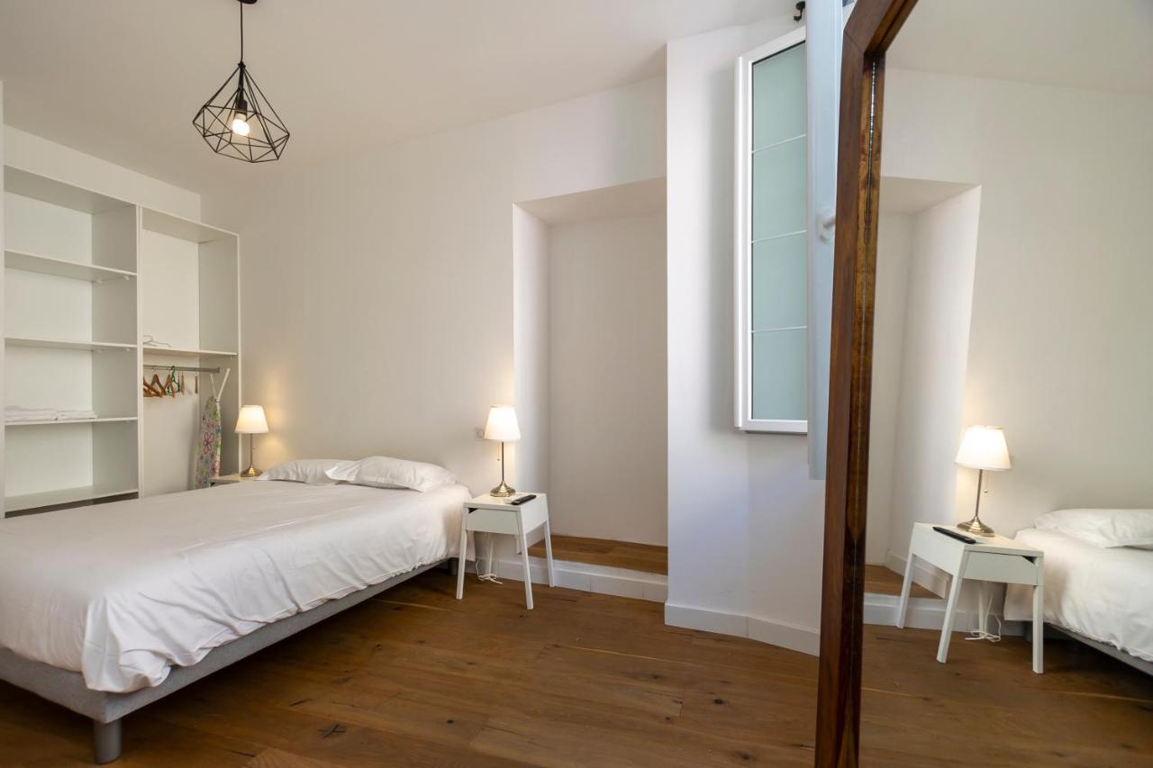 Les Suites R Bonaparte - Appartements De Standing Au Coeur De La Vieille Ville Pietonne Ajaccio  Kültér fotó