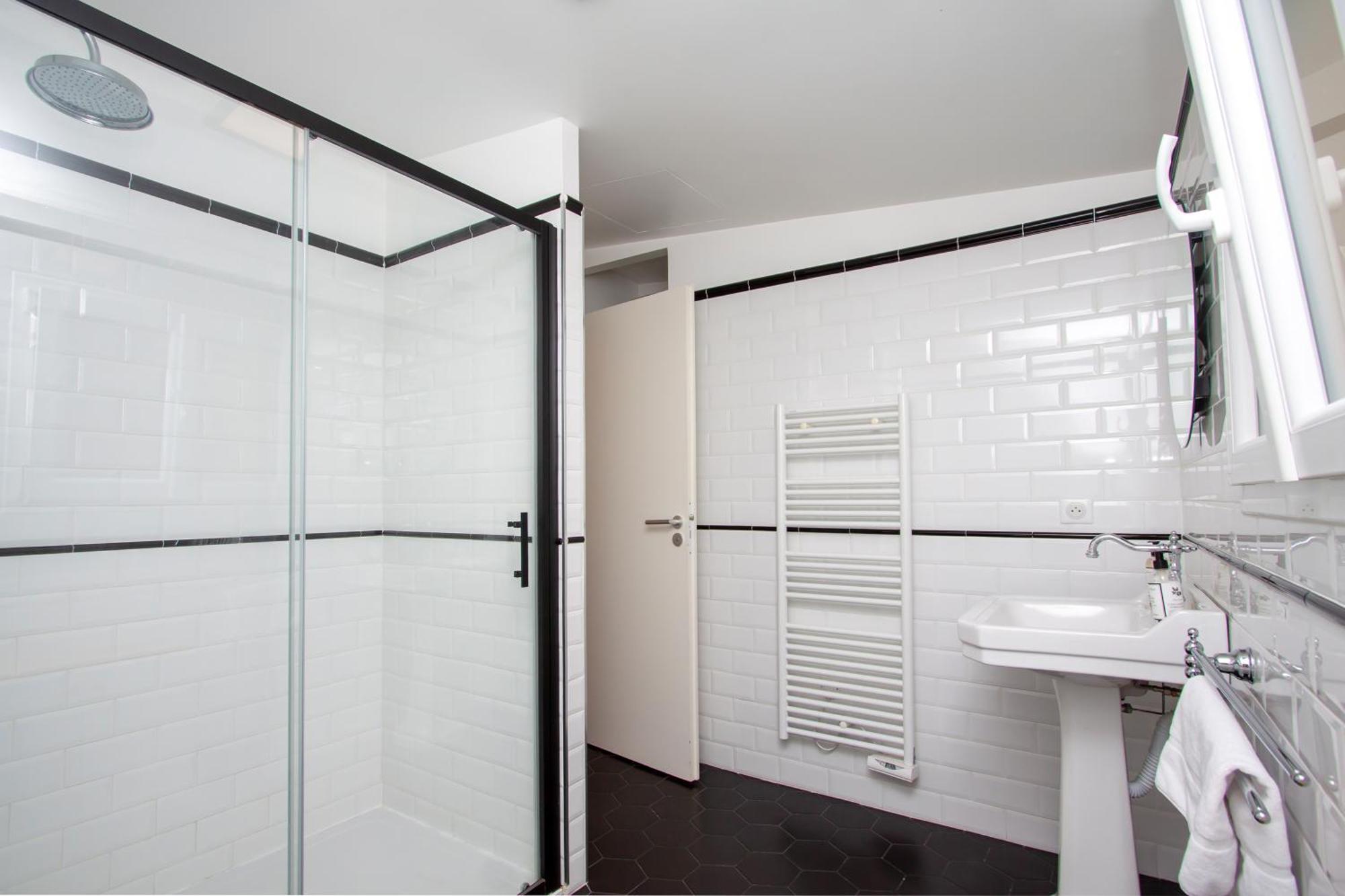 Les Suites R Bonaparte - Appartements De Standing Au Coeur De La Vieille Ville Pietonne Ajaccio  Szoba fotó